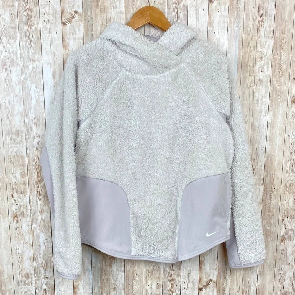 Nike Sherpa Therma Fleece‎ Pullover Hoodie Size Small Women